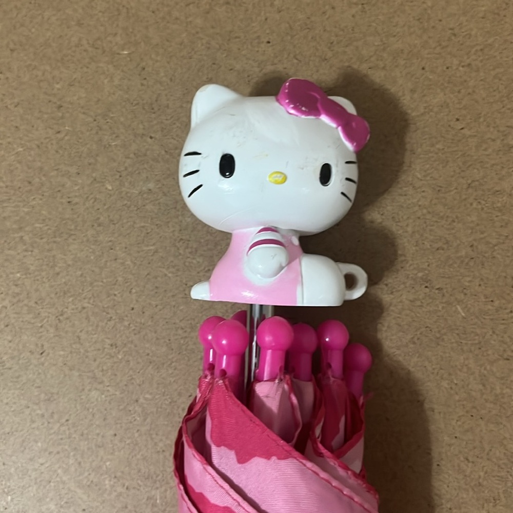 Hello Kitty Umbrella - Picture 4 of 8
